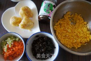 Mushroom Sauce, Cabbage and Black Fungus Stuffed Dumplings#妈妈的味# recipe