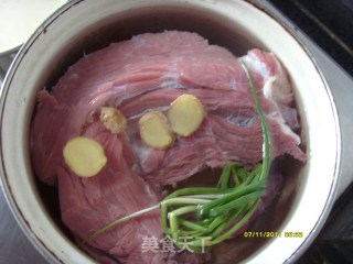 Curry Beef with Carrots and Potatoes recipe