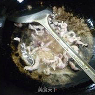 Stir-fried Celery with Lean Pork in Daylily recipe