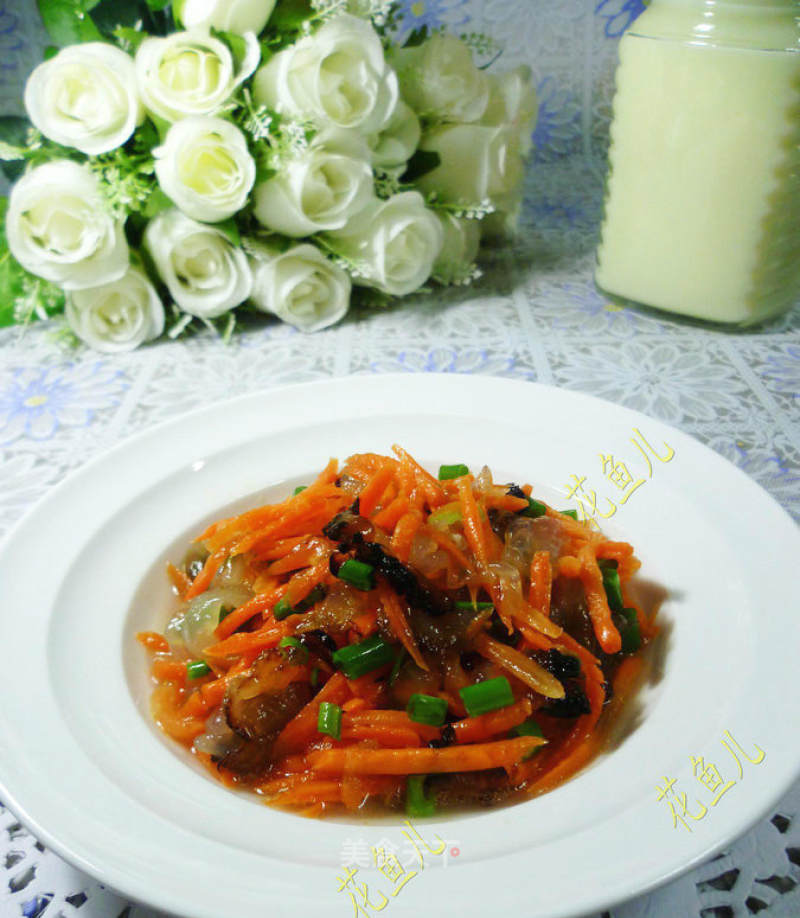 Carrots Mixed with Jellyfish recipe