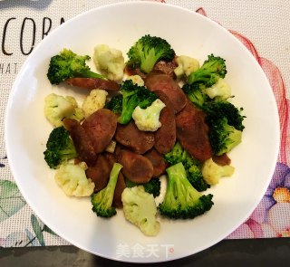 Stir-fried Sausage with Two-color Cauliflower recipe