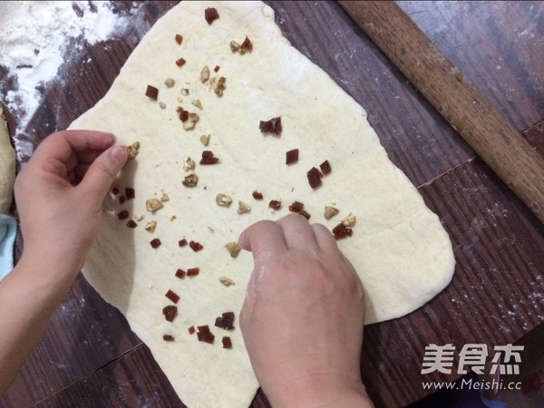 Dried Fruit and Multigrain Buns recipe