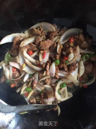Fried Beef with Onion recipe