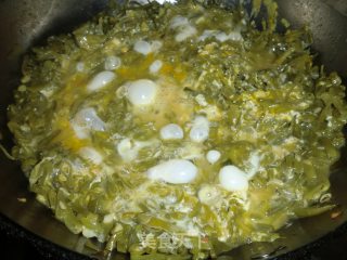 Noodles with Beans and Eggs recipe