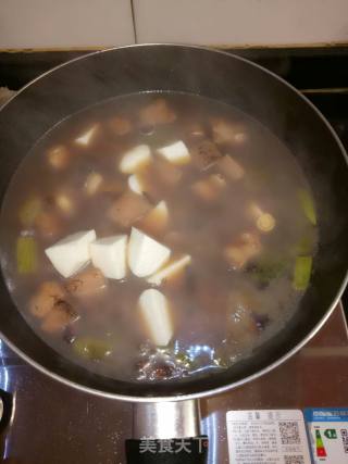 Braised Pork with Taro recipe