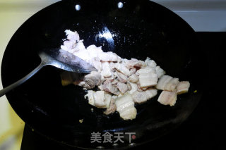 Stir-fried Pork Belly with Spicy Cabbage recipe