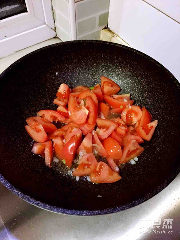 Tomato and Egg Noodles recipe