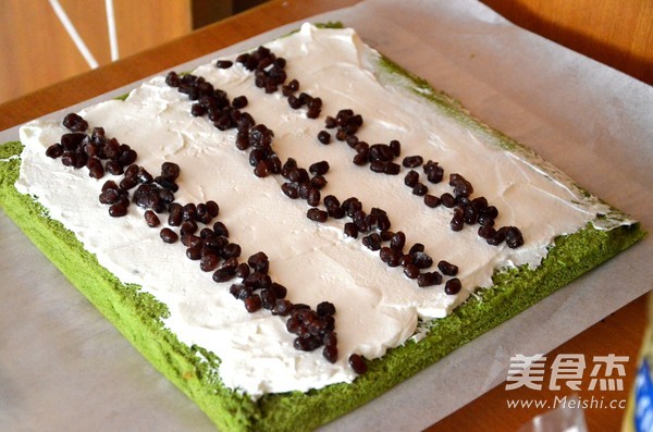 Matcha Honey Red Bean Cake Roll recipe