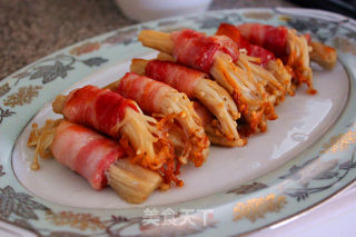 Pan-fried Bacon and Enoki Mushroom Roll recipe