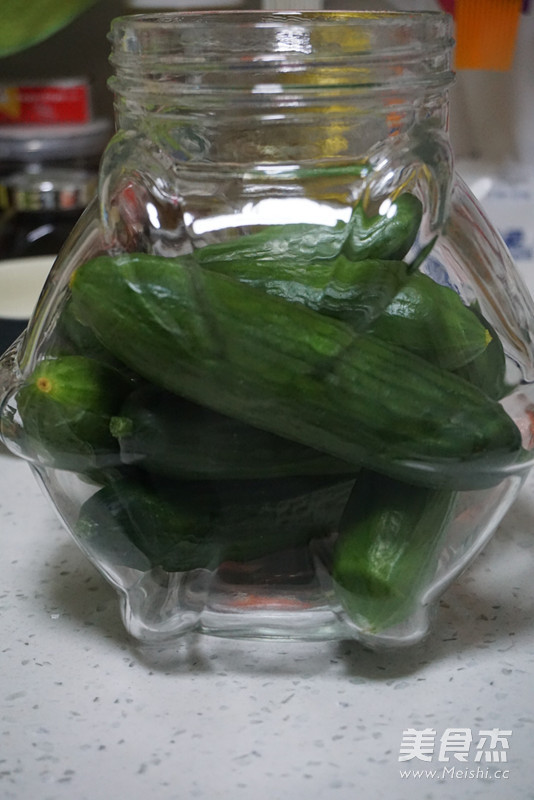 Refreshing Russian Pickles recipe