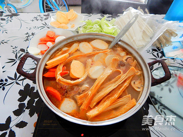 Tomato Pork Ribs Hot Pot recipe