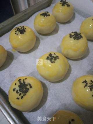 Egg Yolk Crisp recipe