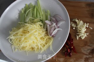 Stir-fried Three Shreds (potatoes, Celery, Onions) recipe