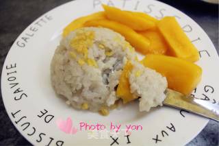 Mango Sticky Rice with Coconut Milk recipe