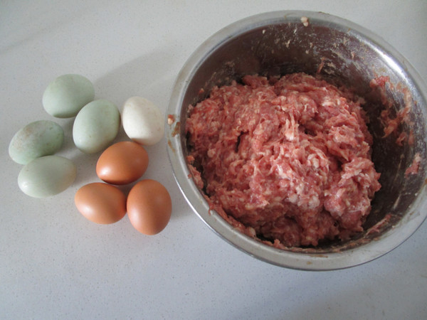 Fresh Meat Egg Cage recipe