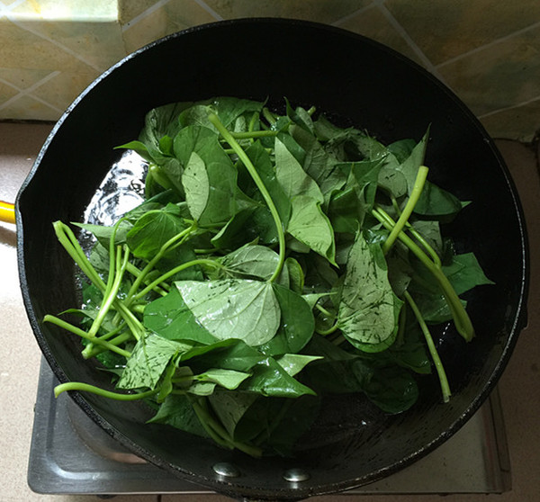 Soy Sauce Sweet Potato Leaves recipe