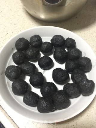 [guangdong] The Hot Noodle Version is Awesome Black Sesame Glutinous Rice Balls recipe