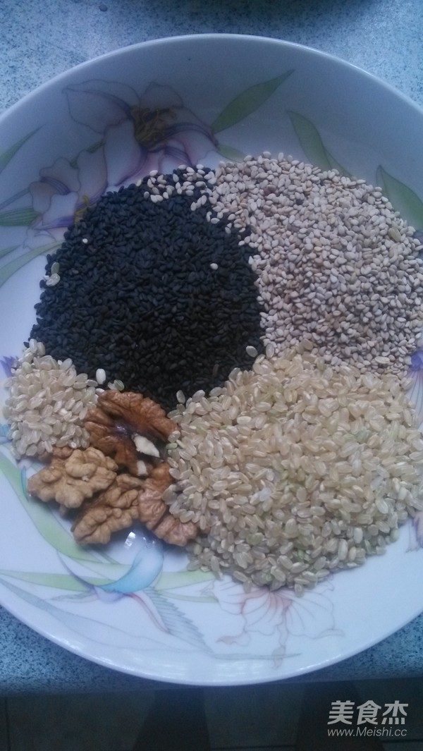 Black Sesame Brown Rice Paste recipe