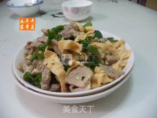 Shredded Pork with Green Pepper Egg Skin recipe