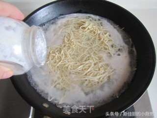 Shrimp Bitter Chrysanthemum Mixed with Dried Shreds recipe