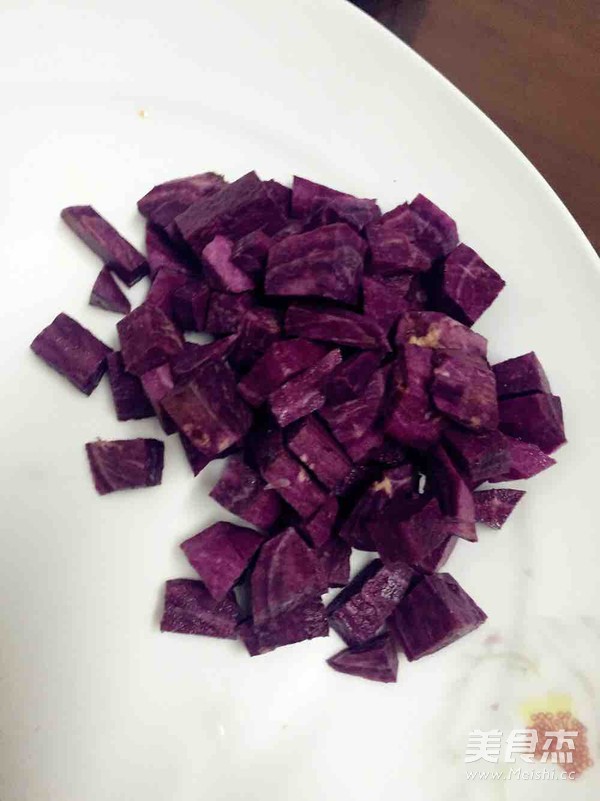 Purple Sweet Potato Peanut Tremella Soup recipe