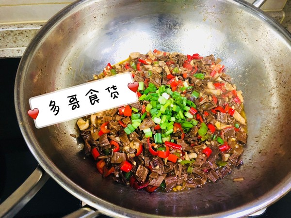 Serving Food ~ Fried Dried Bamboo Shoots with Chili recipe