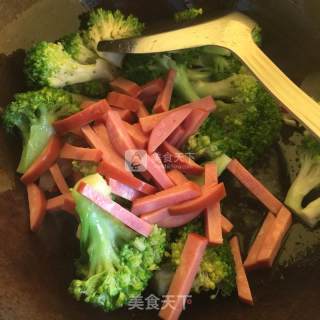 Fried Sausage with Broccoli recipe