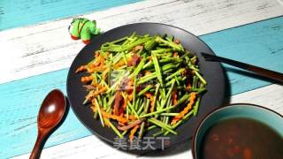 Stir-fried Artemisia Quinoa with Sauce recipe