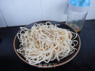 Three Fresh Casserole Braised Noodles recipe