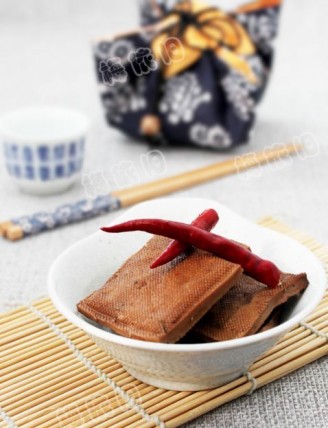 Tea-flavored Marinated Dried Tofu recipe