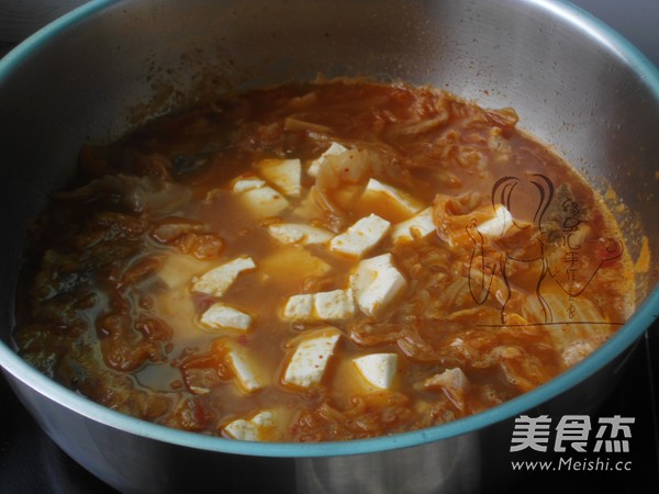 Kimchi Seafood Tofu Claypot recipe