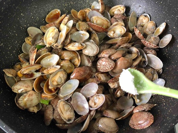 Clam in Oyster Sauce recipe