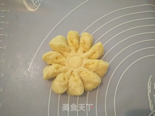 #四session Baking Contest and is Love to Eat Festival# Coconut and Flower Bread recipe