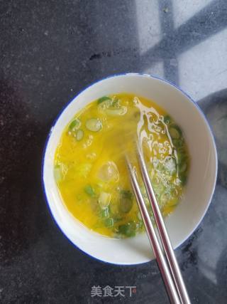 "kaishou Vegetable" Fried White Ling Mushrooms with Eggs and Scallions recipe