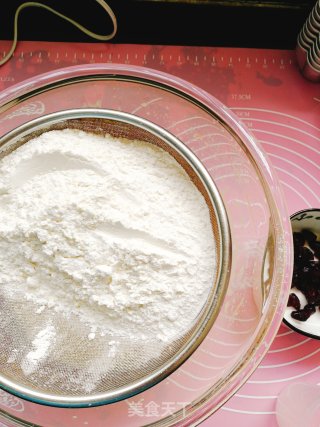 Cranberry Steamed Cake recipe