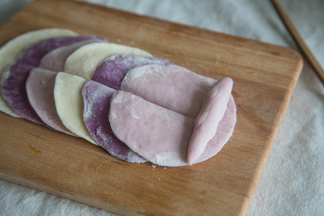 Purple Sweet Potato and Rose Bun recipe