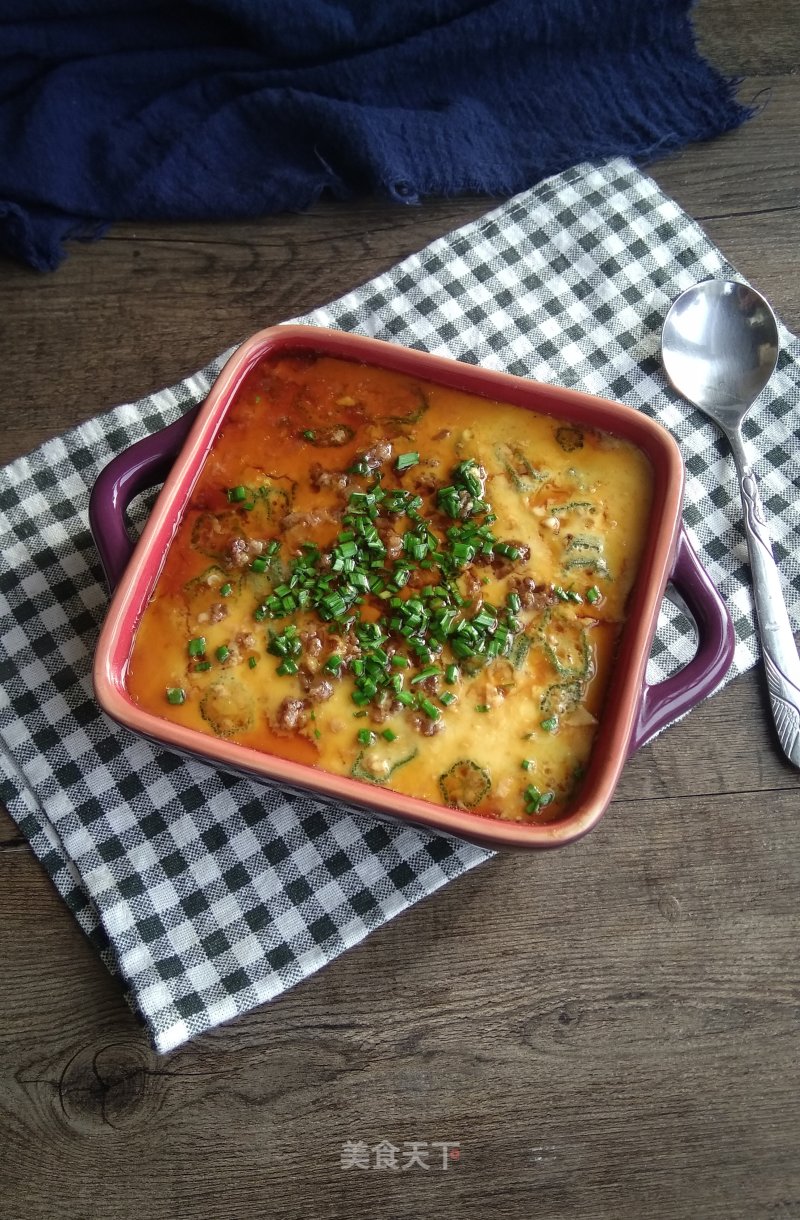 Steamed Eggs with Minced Meat and Okra recipe