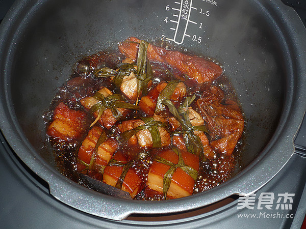 Anhydrous Braised Pork recipe