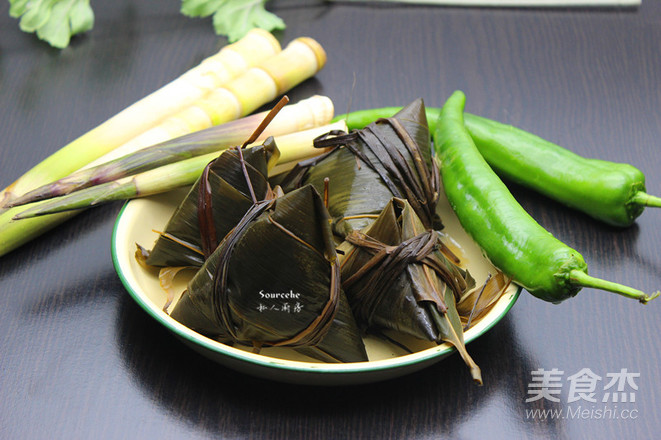 Stir-fried Rice Dumplings with Spring Bamboo Shoots recipe
