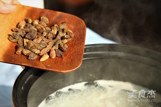 There is A Fresh Kitchen in The Summer Health Porridge: Spring Boiled Lily recipe