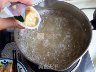 Rice Noodles with Spinach, Mushroom and Chicken Soup recipe