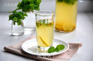 Passion Fruit Mint Lemon Tea recipe