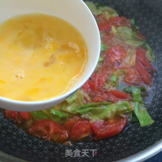 Cabbage Tomato Egg Soup recipe