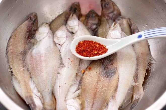 Spicy Cumin Sliced Mouth Fish recipe