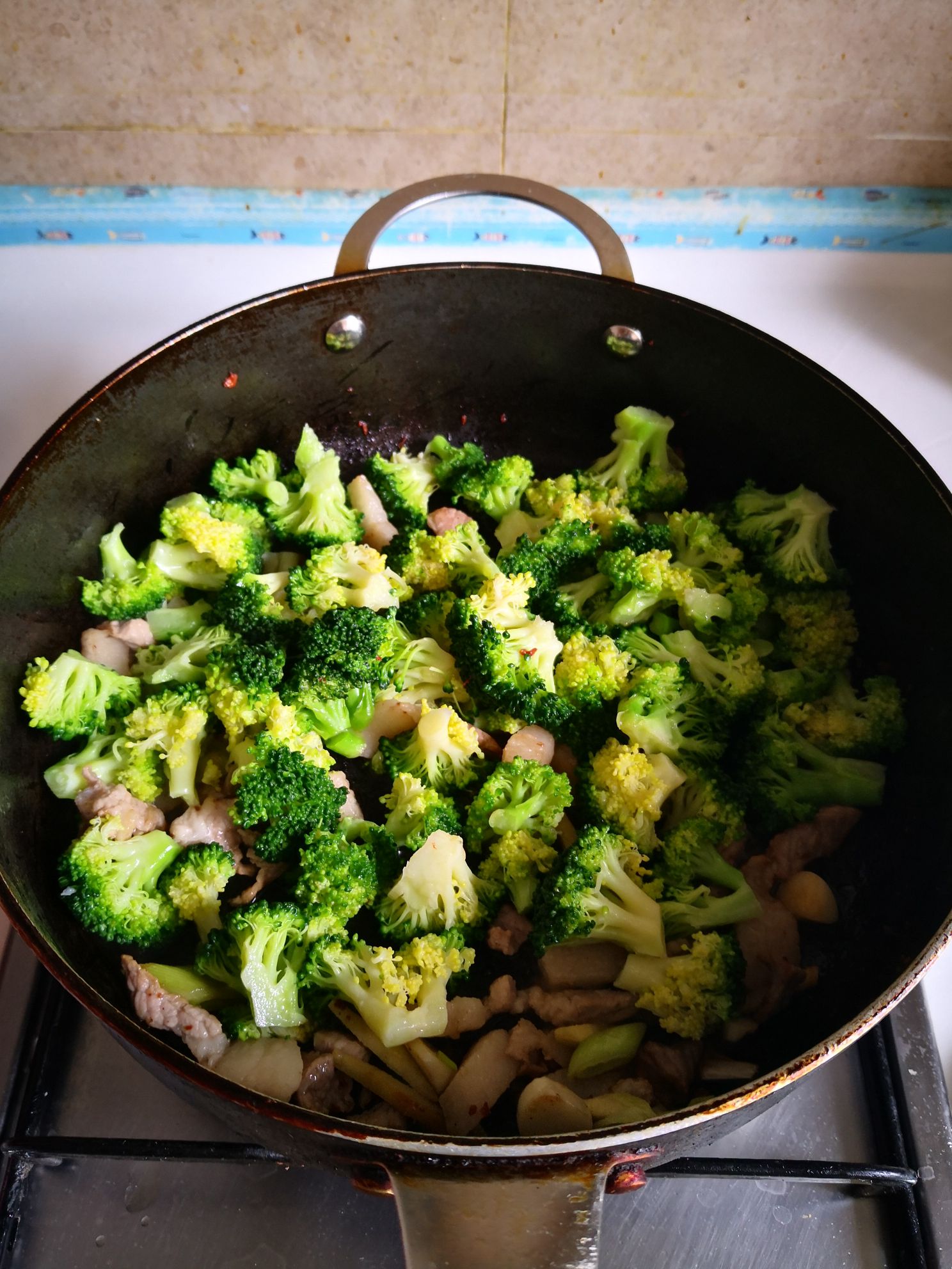 Stir-fried Broccoli with Sliced Pork recipe
