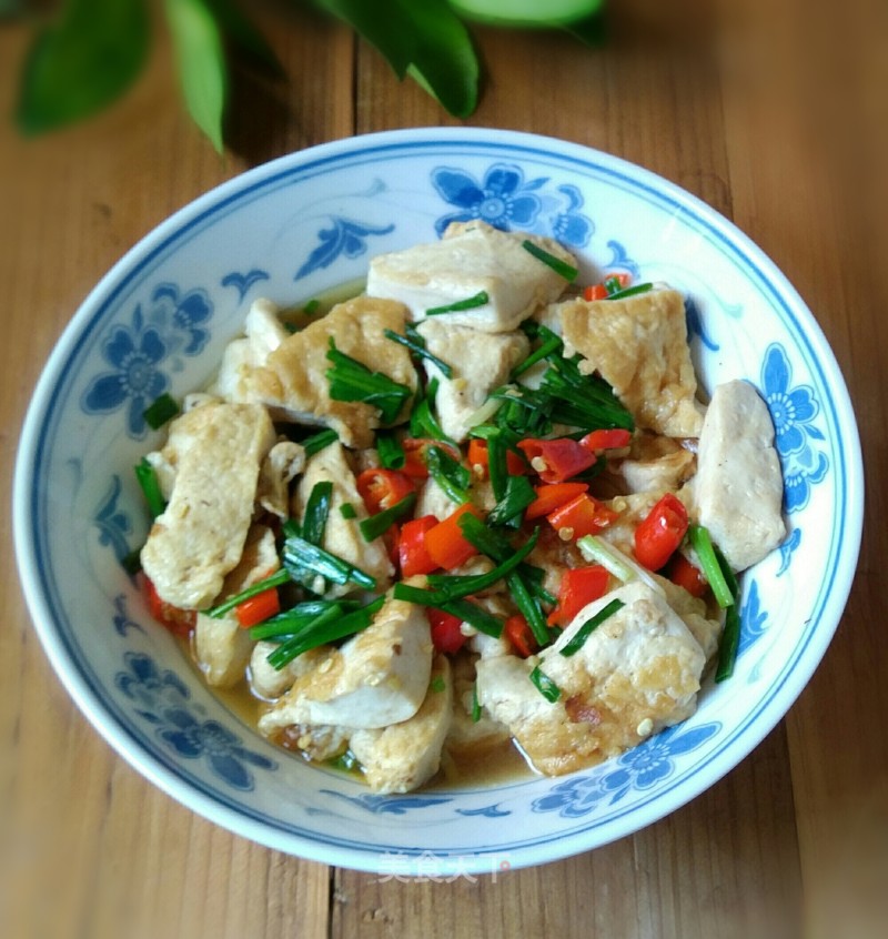 Braised White Tofu with Scallions