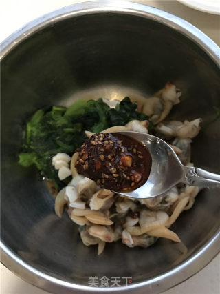 Clams Mixed with Spinach recipe