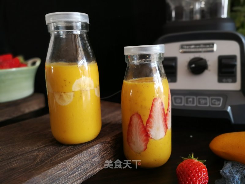 Mango Banana Smoothie recipe