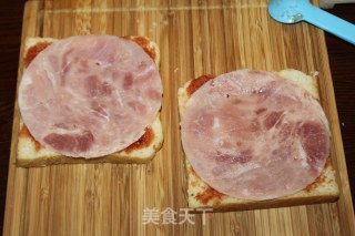 White Toast Turned into [toast Small Pizza] recipe