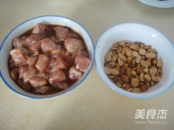 Sichuan Gongbao Diced Pork recipe